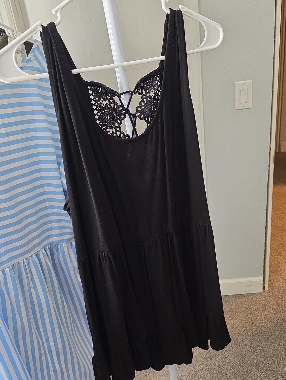 Black Lace-Back Sleep Chemise - Women Intimates & Sleepwear Size 3